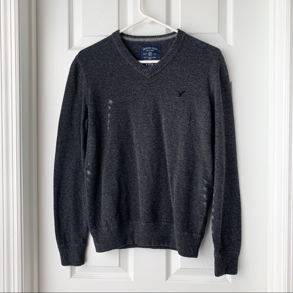 American Eagle Men’s Grey Sweater